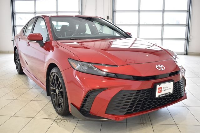 2025 Toyota Camry SE