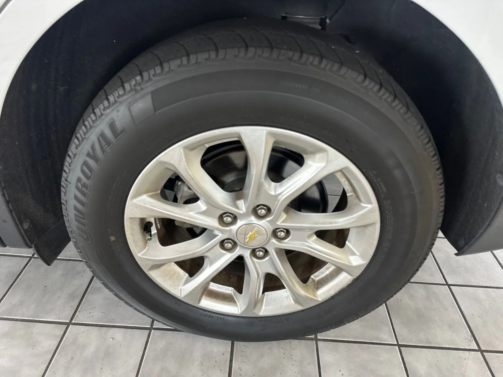 Used 2020 Summit White Chevrolet LT image 22