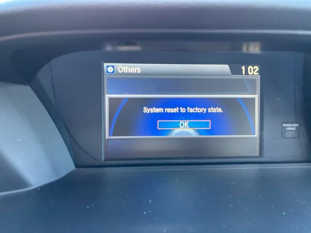 Used 2015 Modern Steel Metallic Honda EX-L image 16