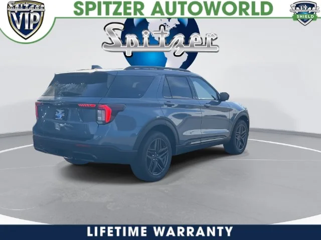 New 2027 Vapor Blue Metallic Ford ST-Line image 14