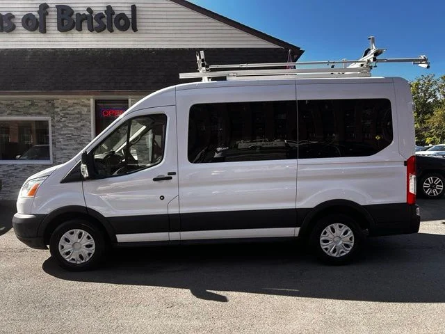 Used 2019 White Ford XLT image 3