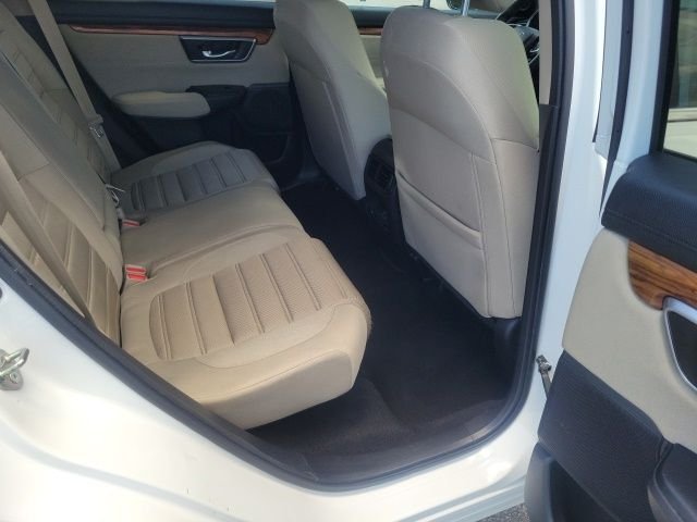Used 2018 White Honda EX image 12