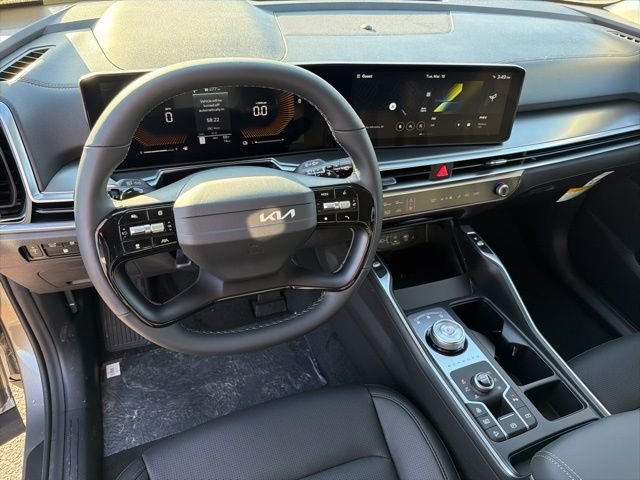 New 2026 Volcanic Sand Kia EX AWD image 16