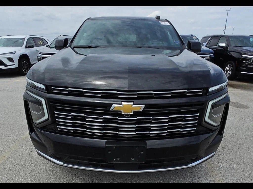 Certified Used 2025 Black Chevrolet High Country image 9