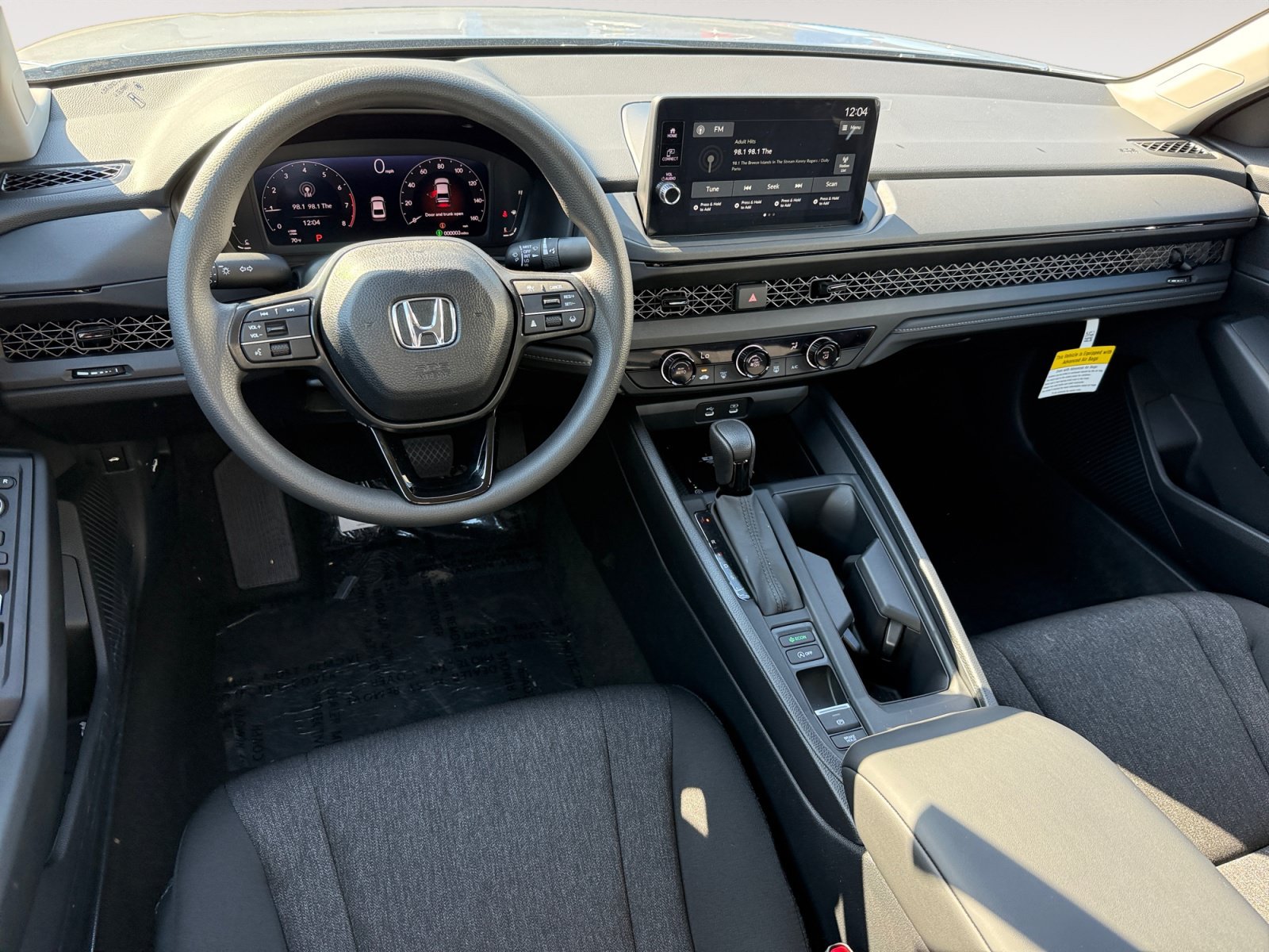 New 2026 Solar Silver Metallic Honda LX image 15