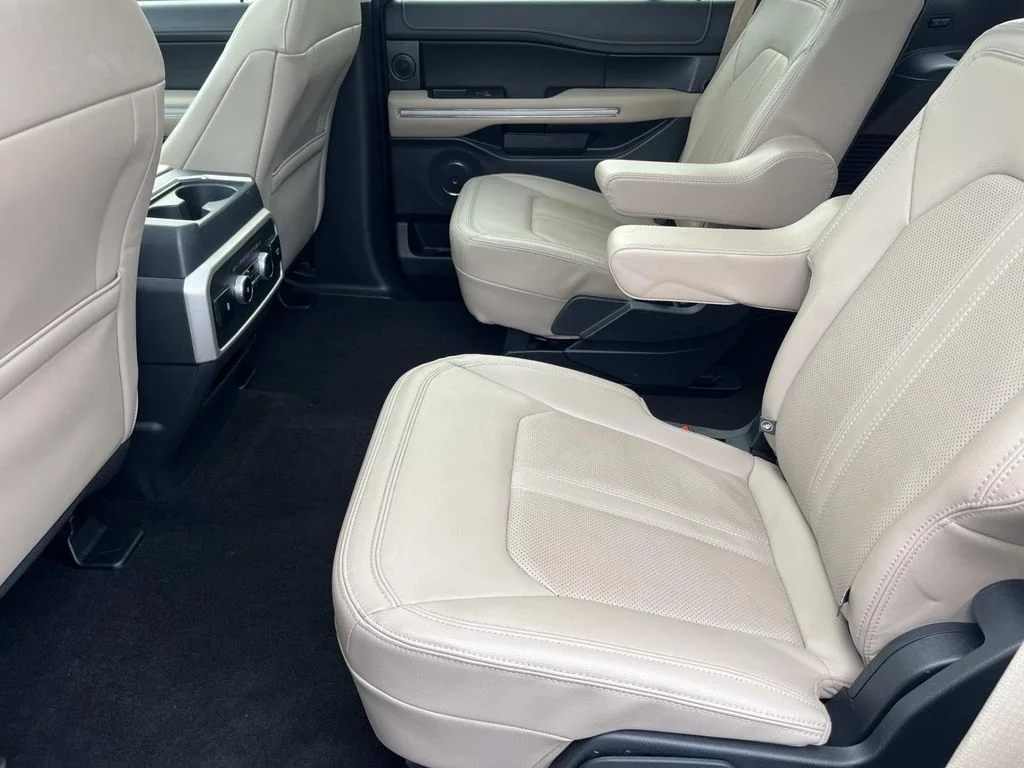 Used 2022 White Ford Limited image 13