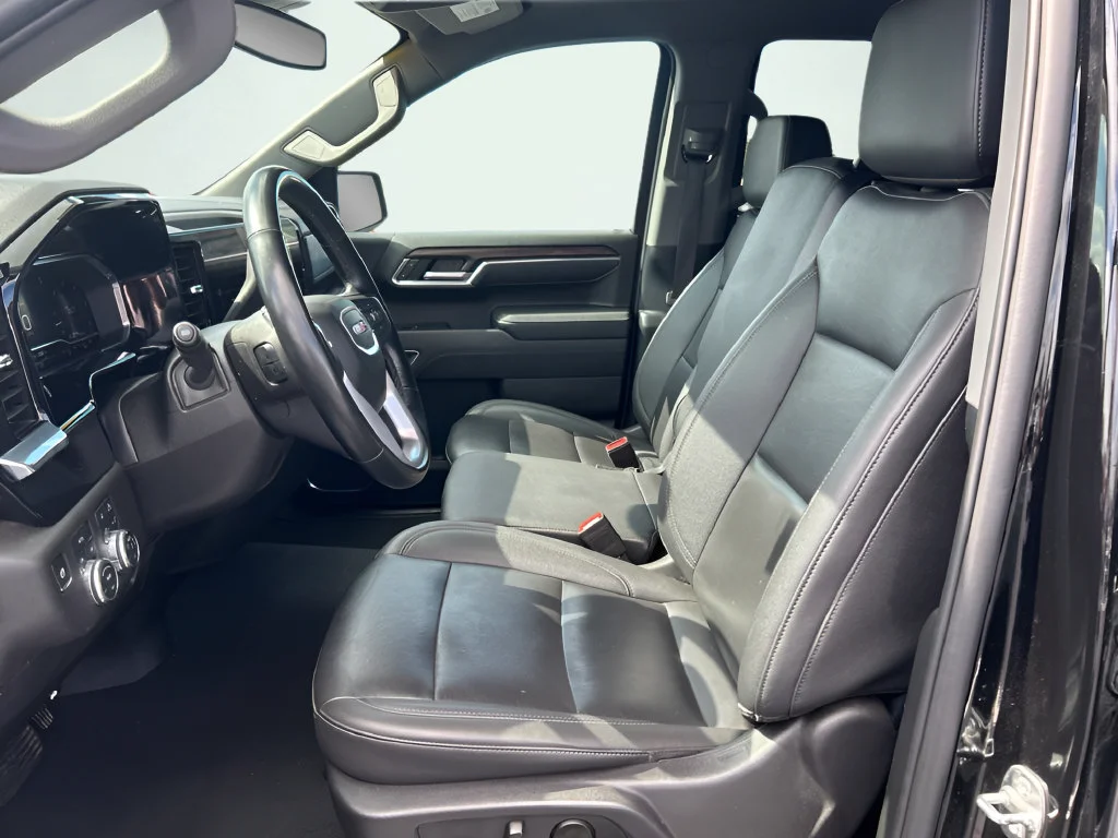 2025 GMC Sierra 1500 SLT - Photo 25