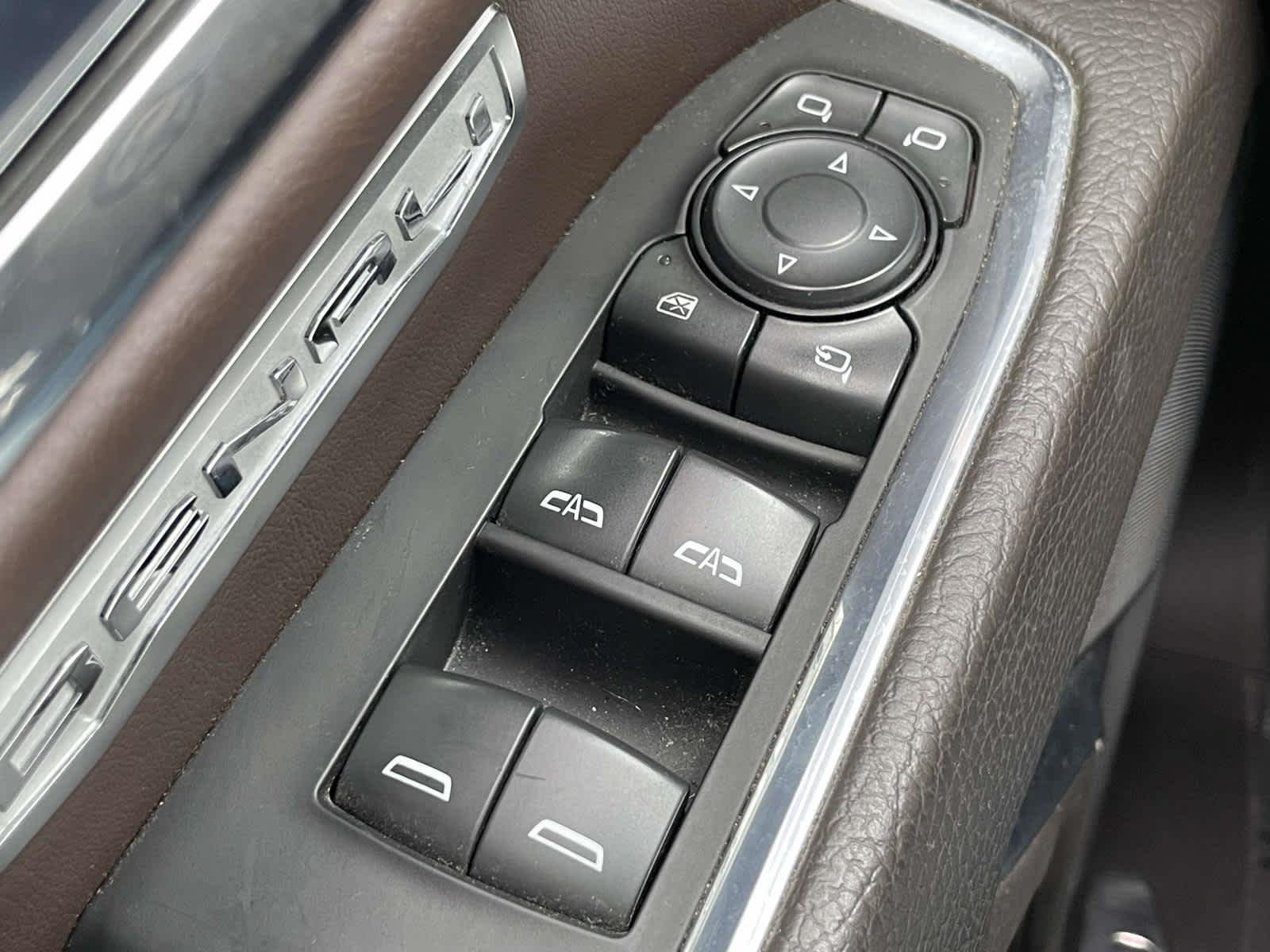 Used 2023 Summit White GMC Denali image 39