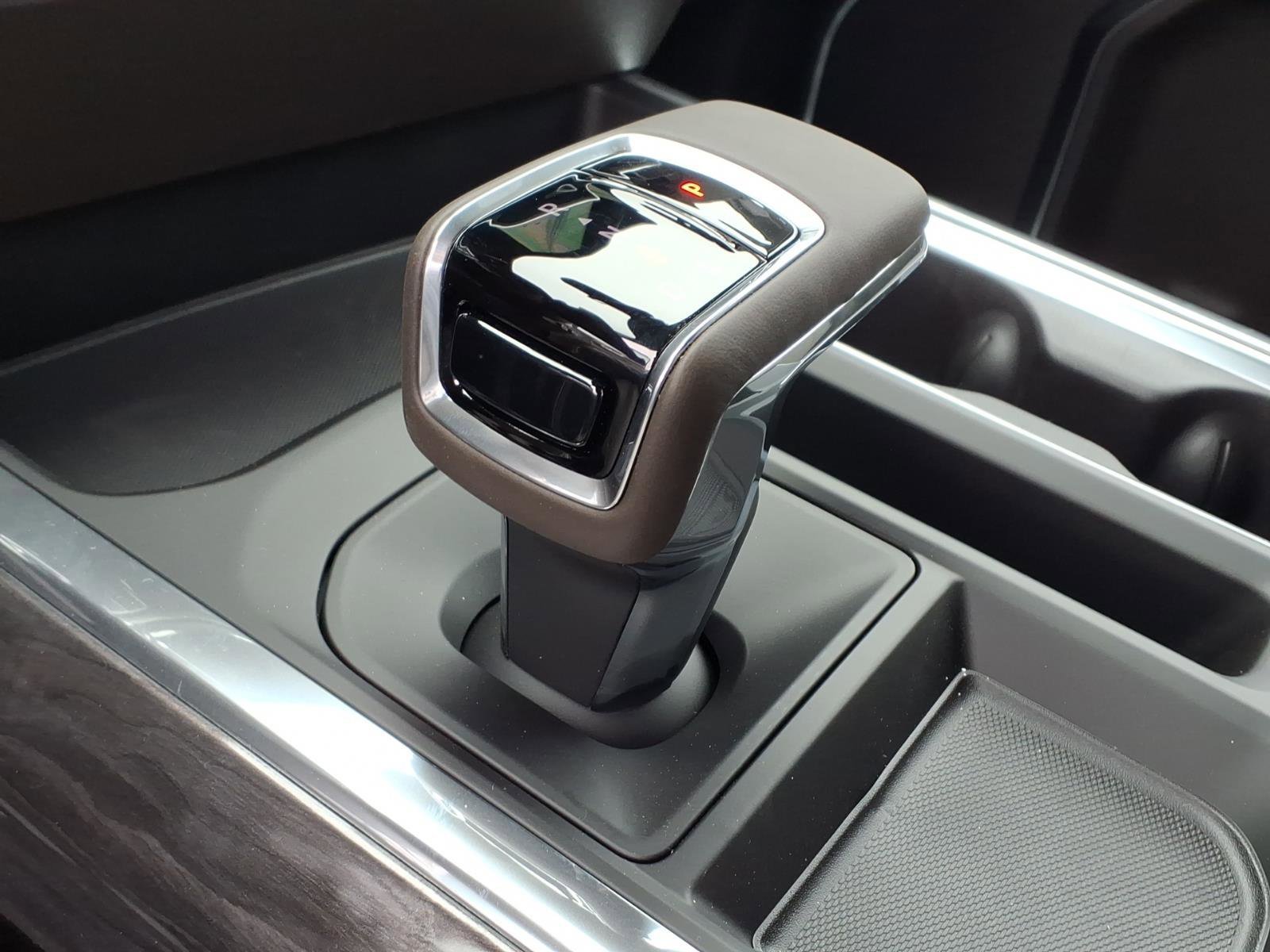 2026 Chevrolet Silverado 1500 LTZ - Photo 10