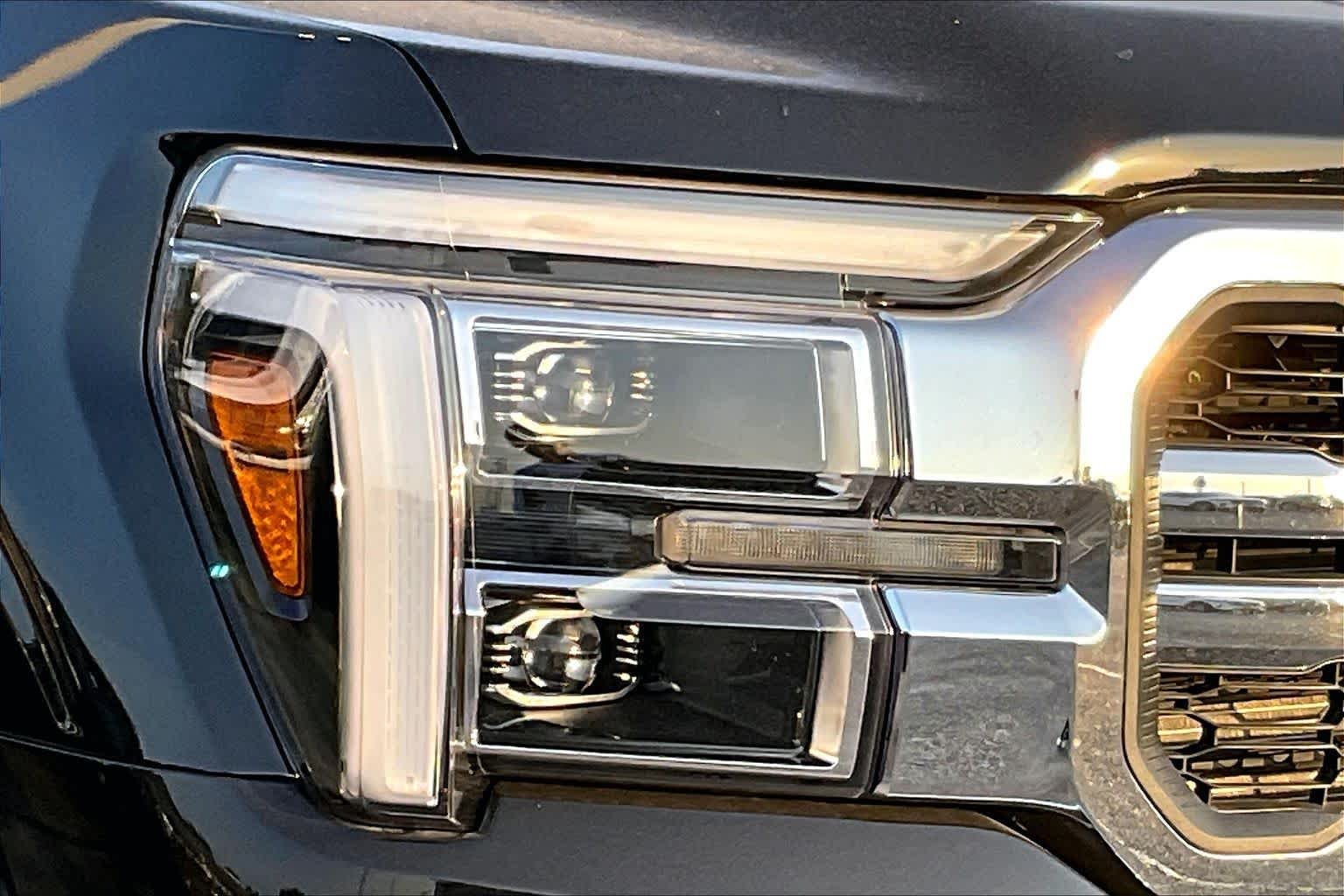 New 2026 Agate Black Metallic Ford Lariat® image 10