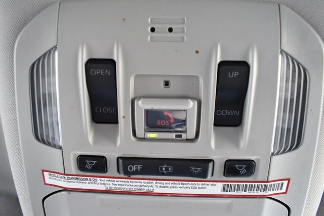 Used 2020 Blue Toyota XLE image 39