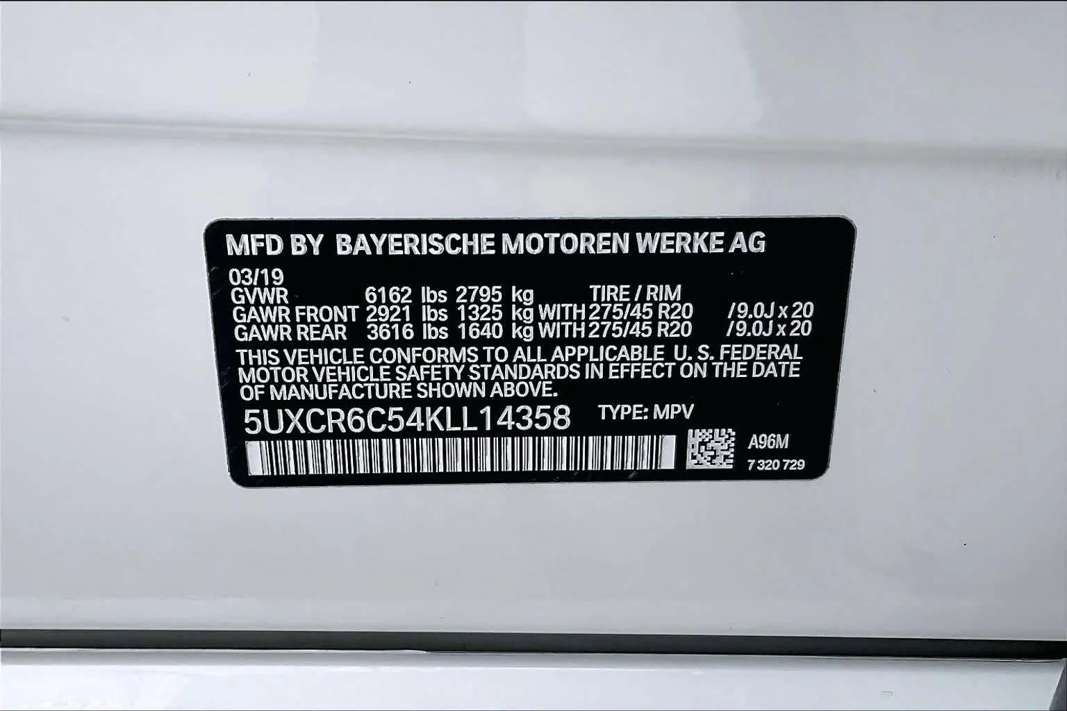 Used 2019 Mineral White Metallic BMW xDrive40i image 33