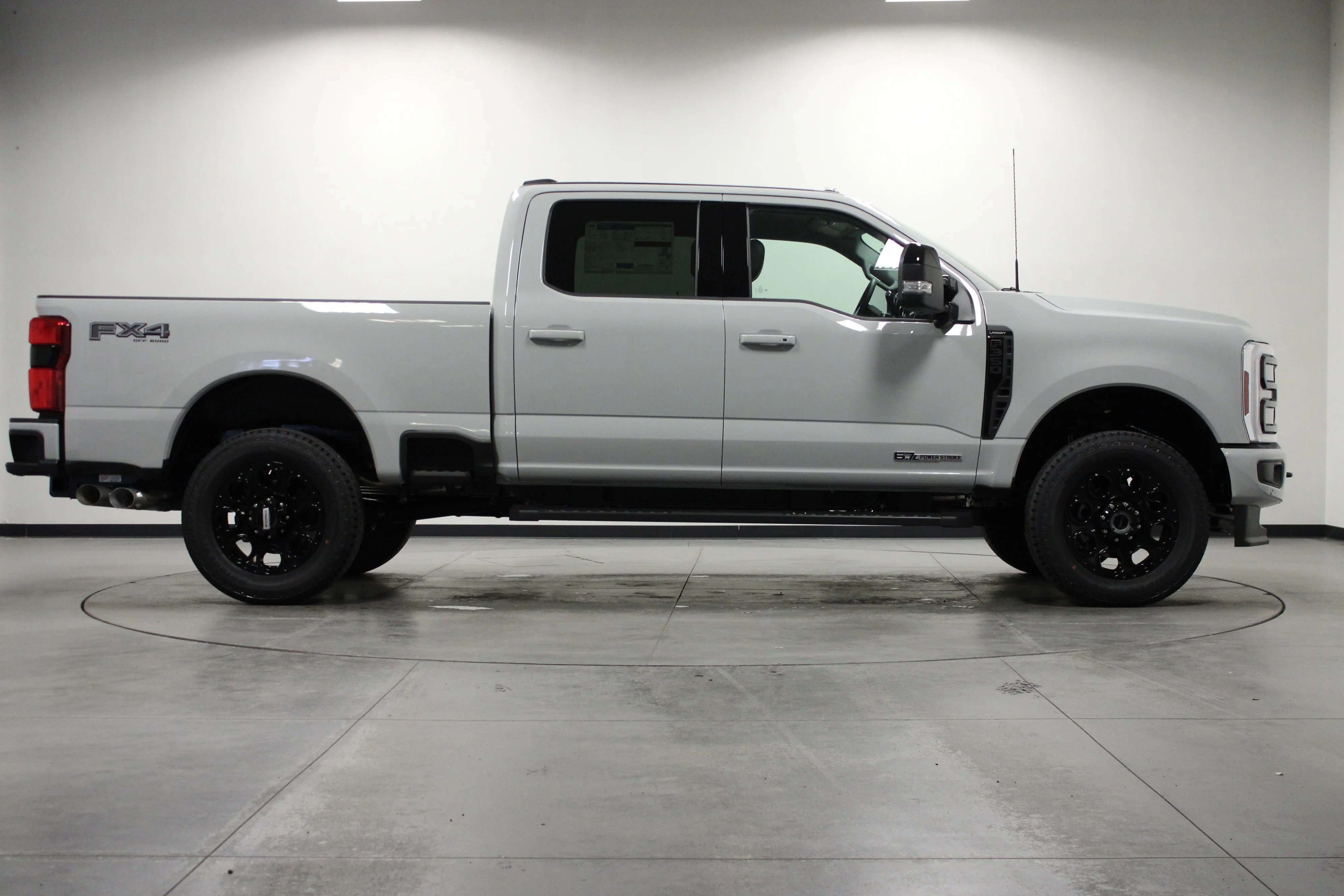 New 2026 Avalanche Ford F-350® Lariat® image 3