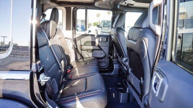 New 2026 Black Clear-Coat Exterior Paint Jeep Rubicon 392 image 20