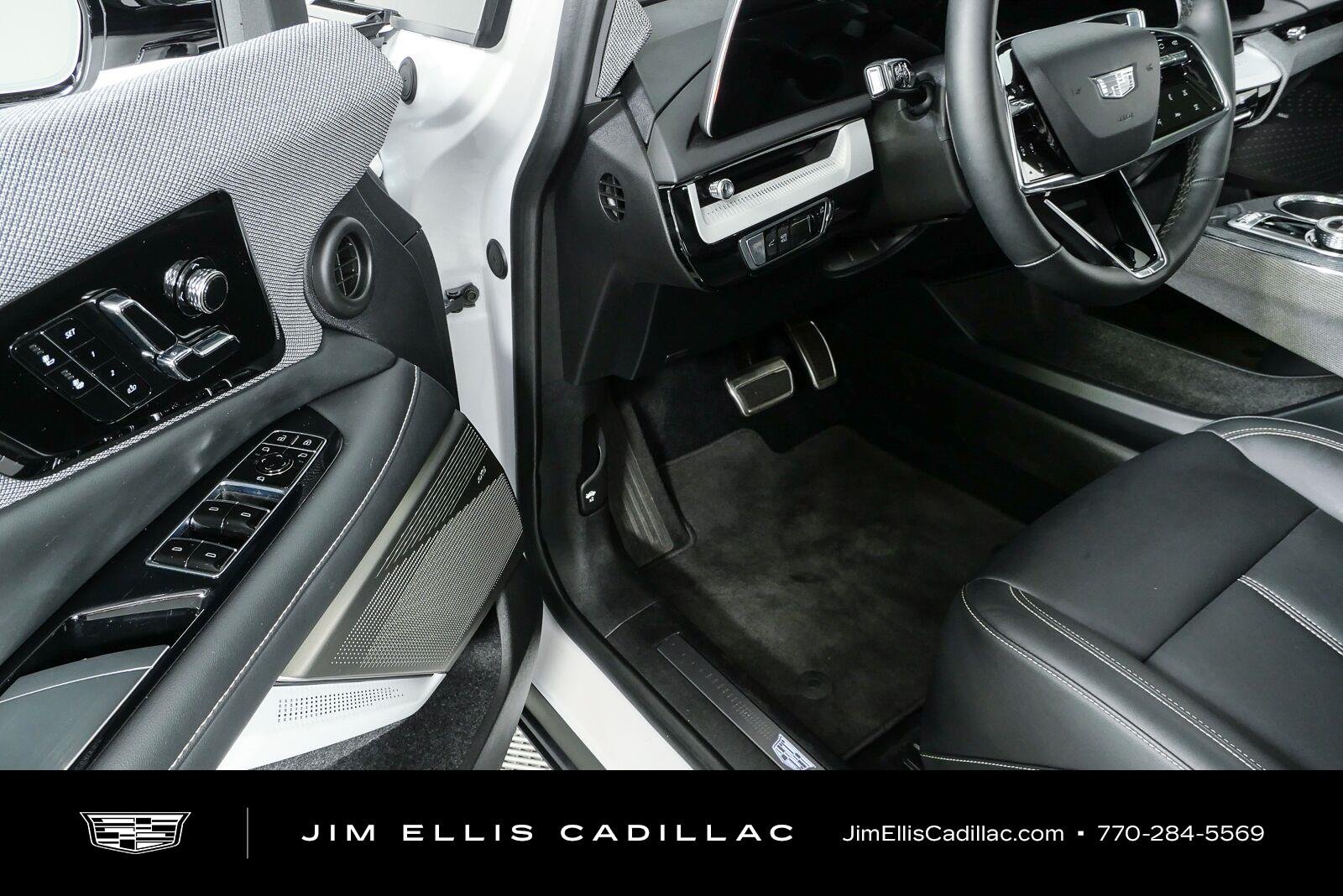 Used 2025 Crystal White Tricoat Cadillac Luxury 1 image 8