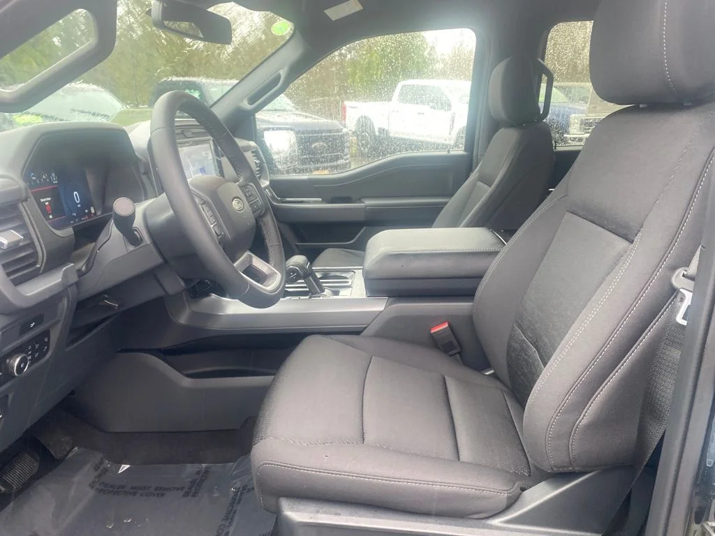 New 2026 Black Ford XLT image 14