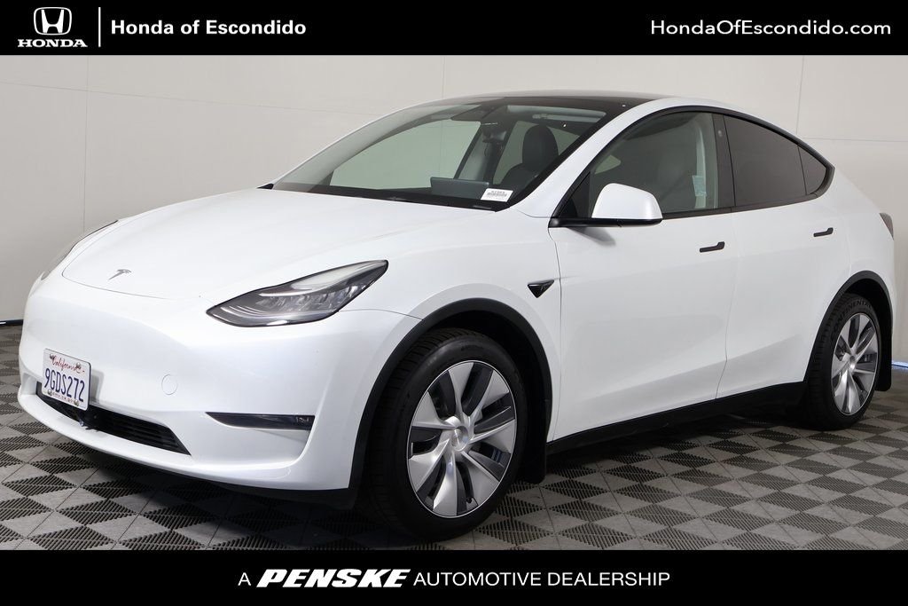 2023 Tesla Model Y Long Range Dual Motor All-Wheel Drive's photo