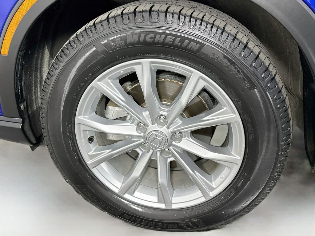 Used 2024 sparkle silver metallic Honda EX image 31