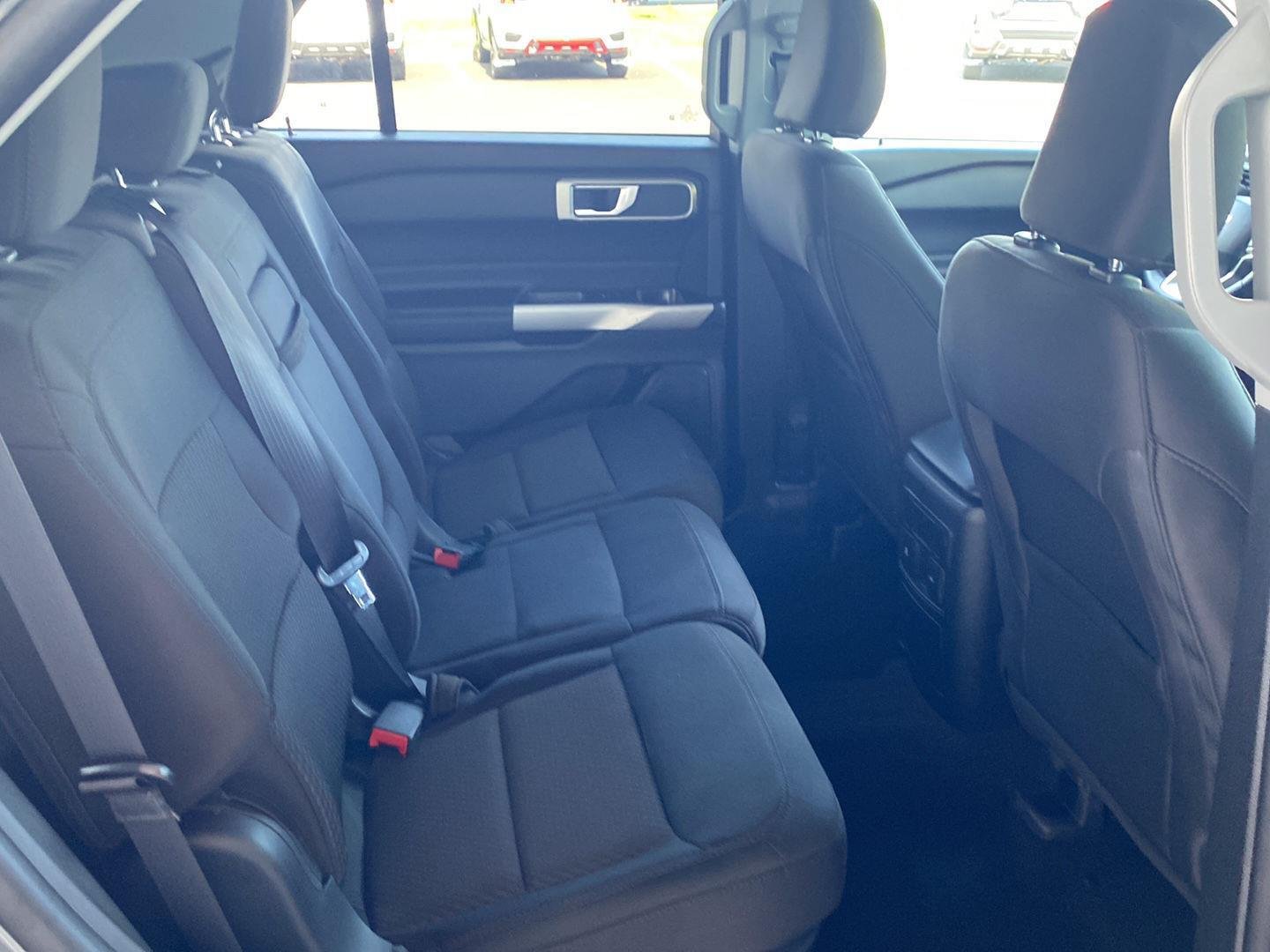 2023 Ford Explorer XLT - Photo 27