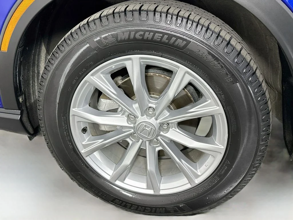 Used 2024 Canyon River Blue Metallic Honda EX image 32