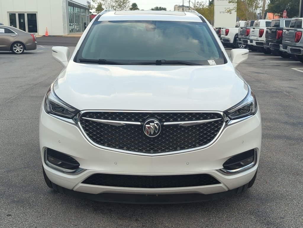 Used 2020 White Buick Avenir image 9