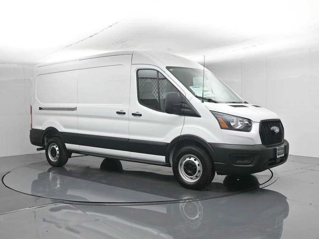 New 2026 Oxford White Ford Base image 24