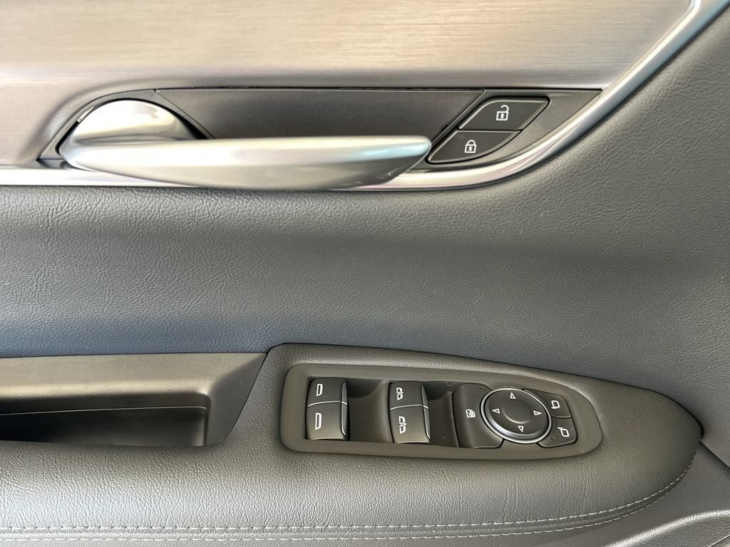 2026 Cadillac XT5 Luxury - Photo 11