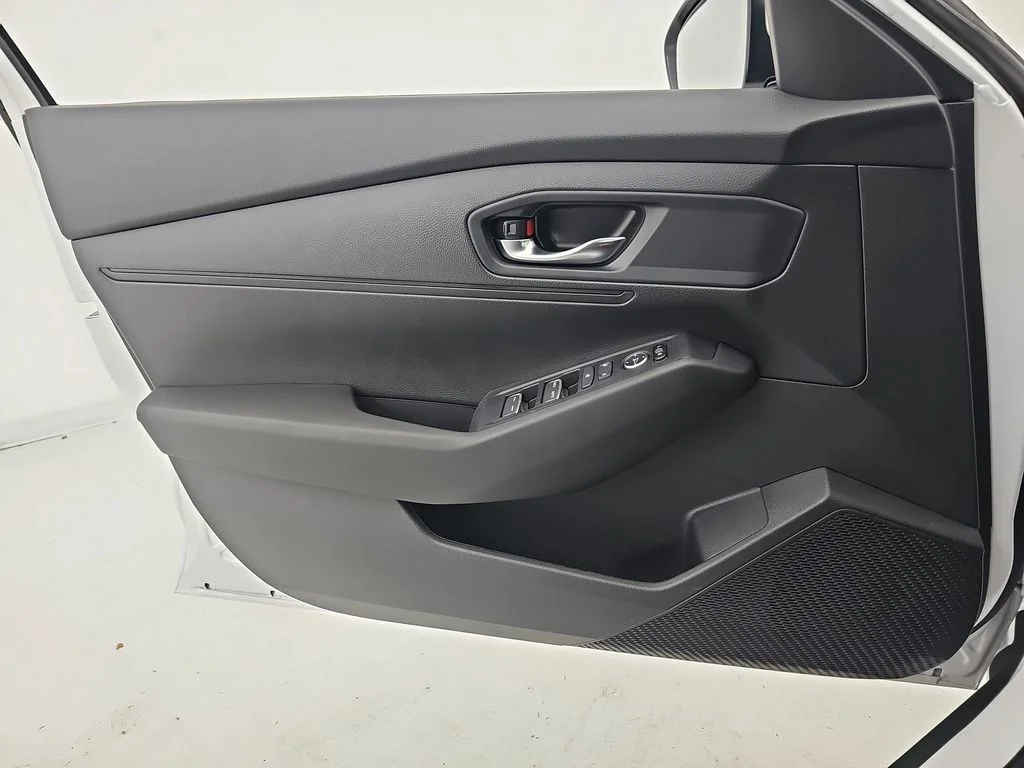 New 2026 Platinum White Pearl Honda LX image 28
