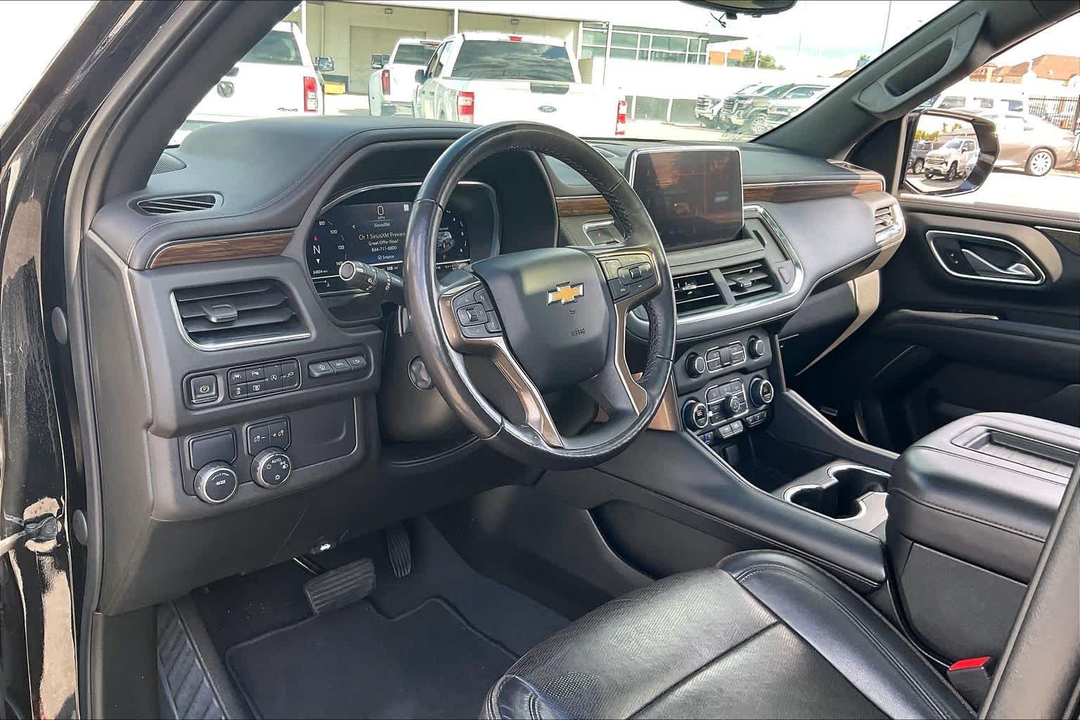 Used 2022 Black Chevrolet High Country image 16