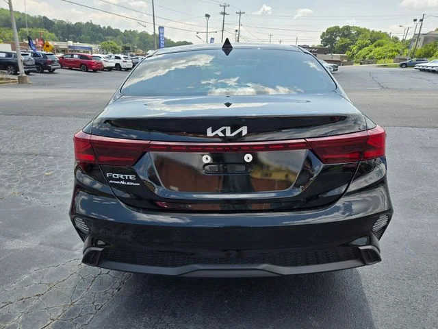 Used 2024 Black Kia LXS image 7