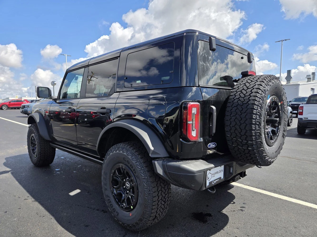 New 2026 Shadow Black Ford Badlands image 5