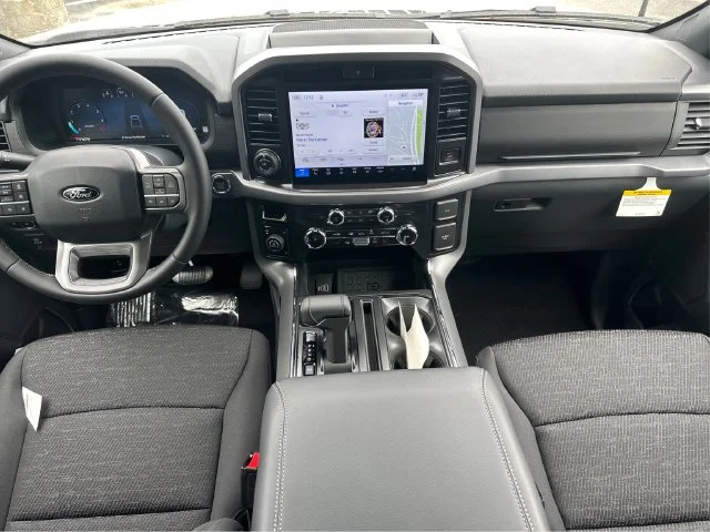 New 2026 Oxford White Ford XLT image 23