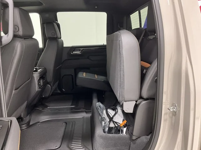 2026 GMC Sierra 2500HD AT4 - Photo 21