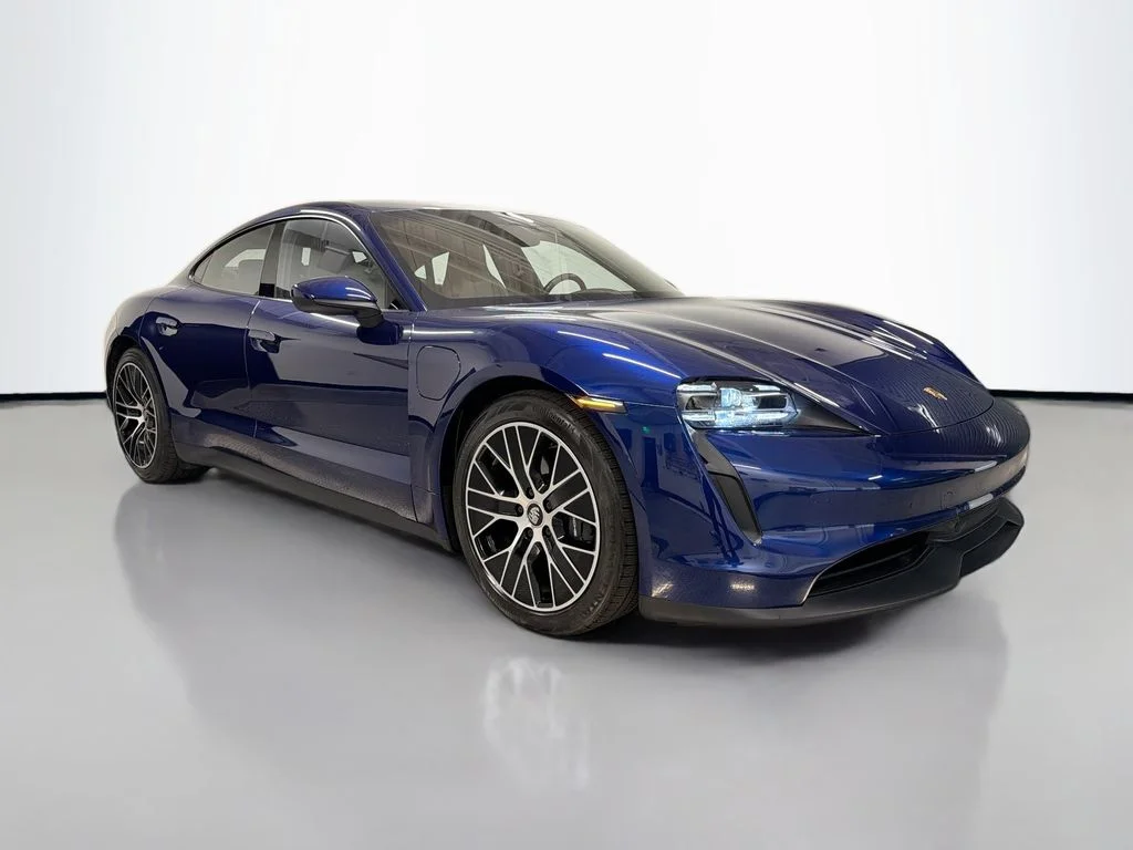 Certified Used 2021 Gentian Blue Metallic Porsche  image 7