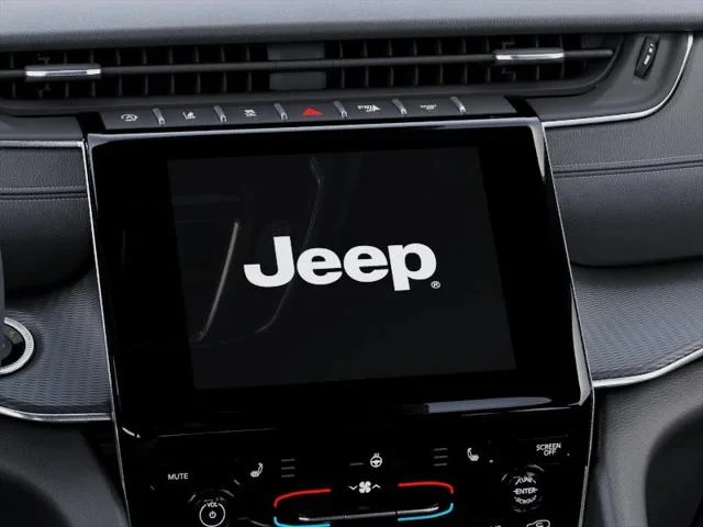 New 2026 Silver Zynith Exterior Paint Jeep Laredo X image 44