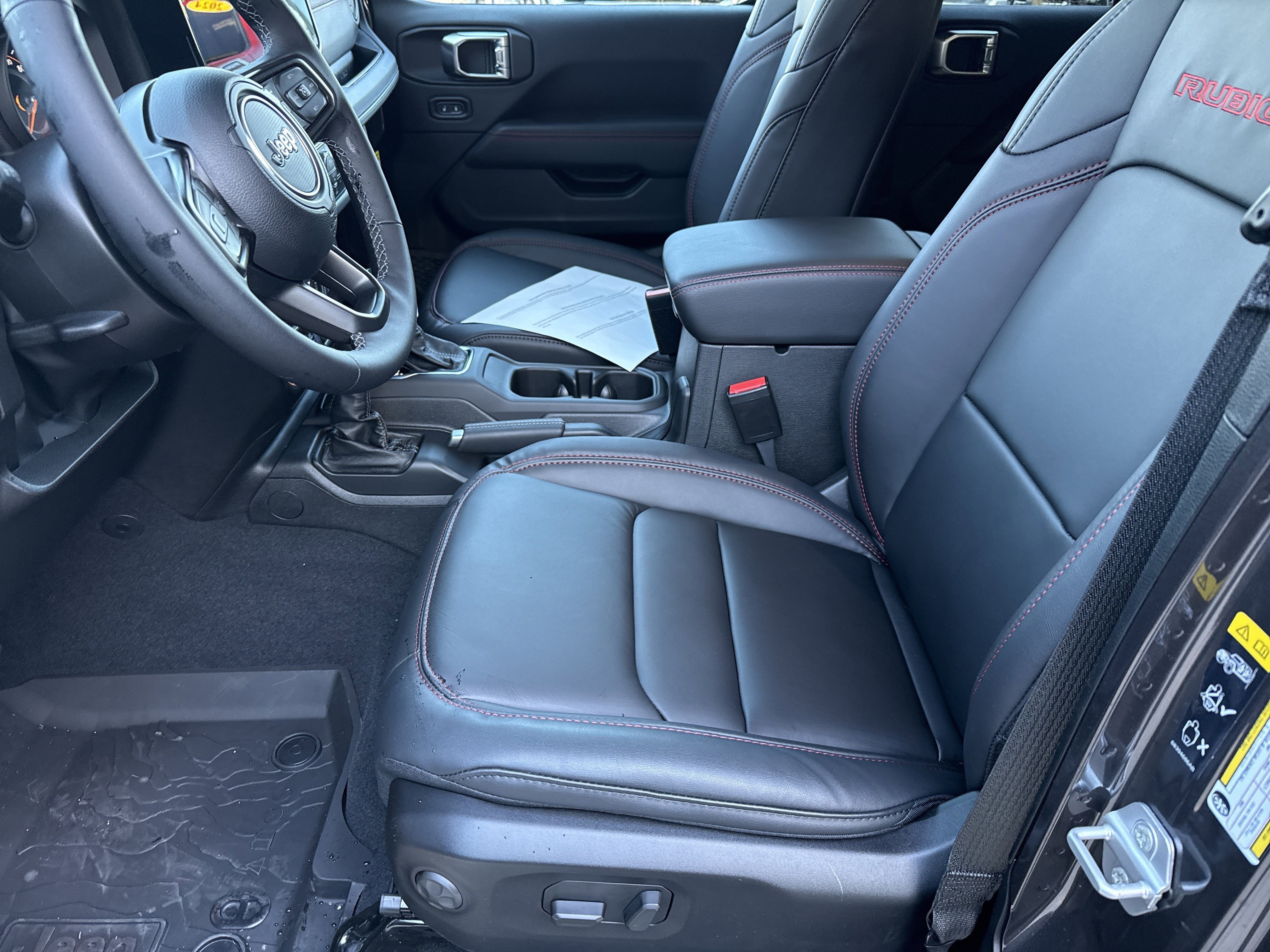 New 2026 Granite Crystal Metallic Clearcoat Jeep  image 9
