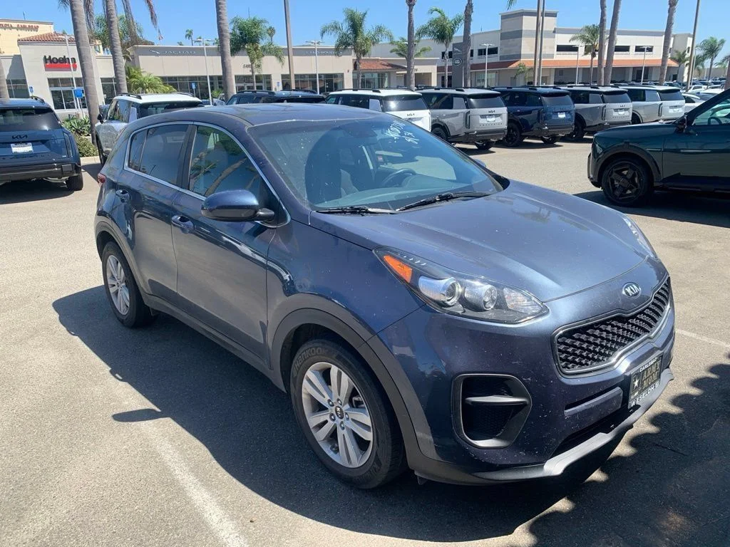 Used 2017 Blue Kia LX image 4