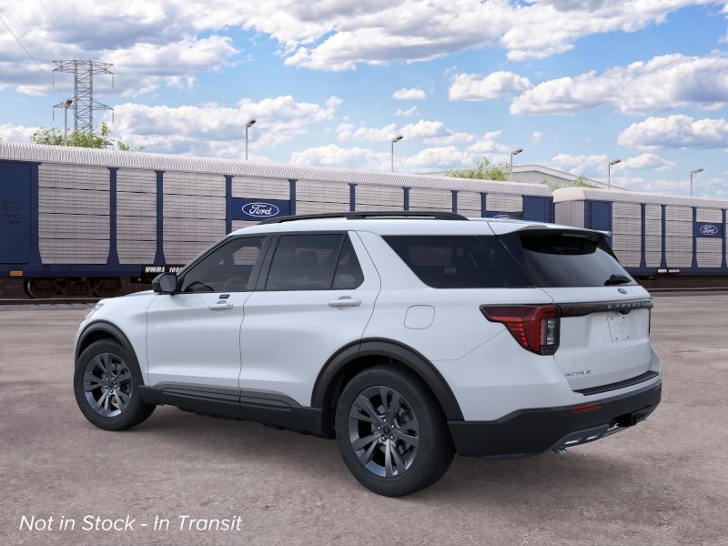 New 2026 Space White Metallic Ford Active image 4