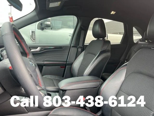 Used 2025 Agate Black Metallic Ford ST-Line image 5