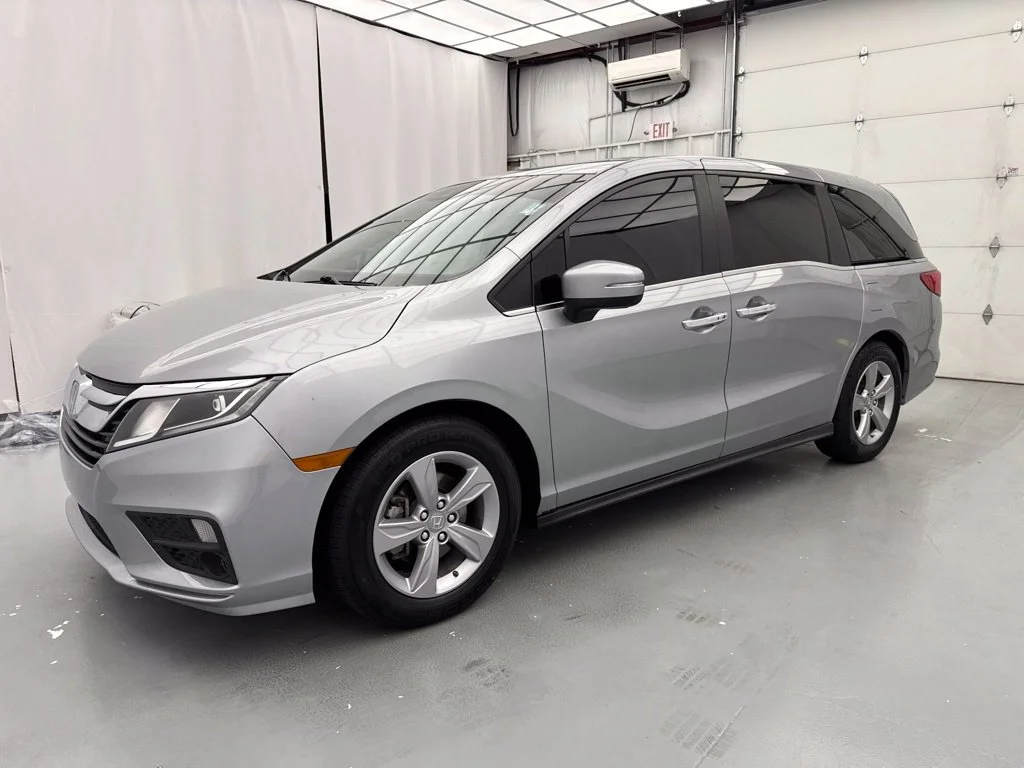 Used 2020 Silver Honda EX-L image 3