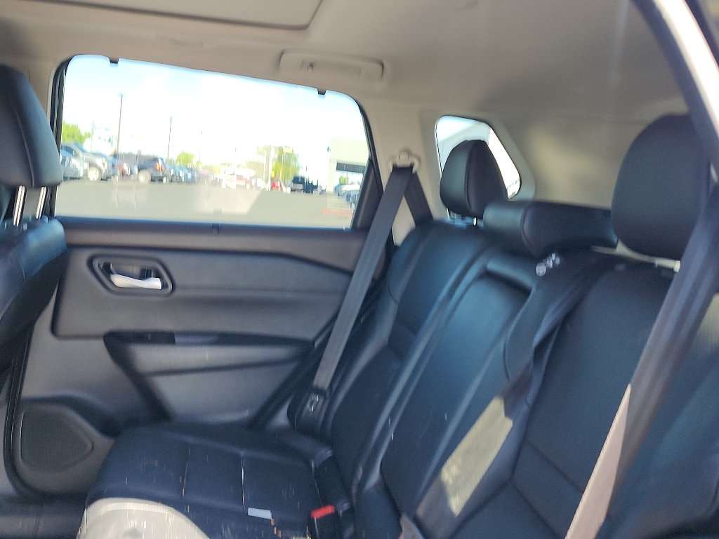 Used 2022 Super Black Nissan SV image 12