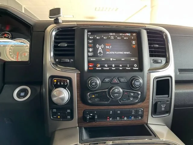 Used 2018 Granite Crystal Metallic Clearcoat Ram Laramie image 29
