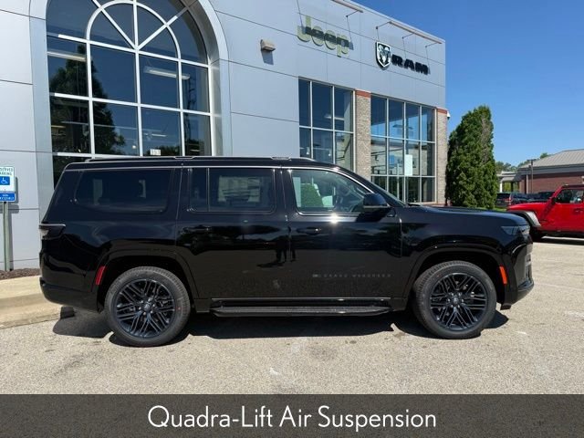 New 2026 High Gloss Black Exterior Paint Jeep Limited Reserve image 8