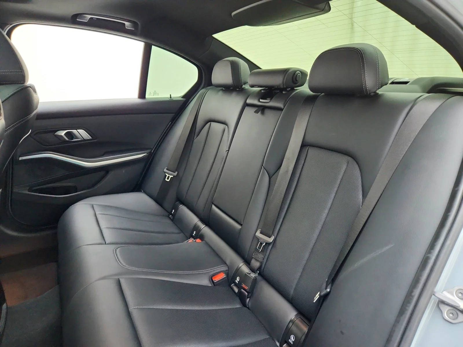 Used 2023 Brooklyn Grey Metallic BMW 330e image 27