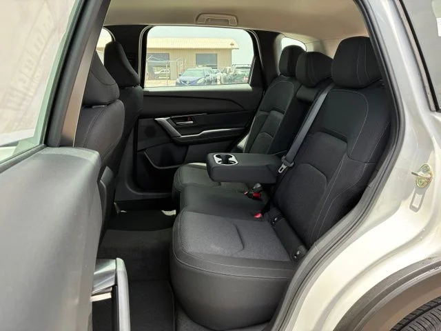 New 2026 Rhodium White Metallic Mazda 2.5 S AWD image 20