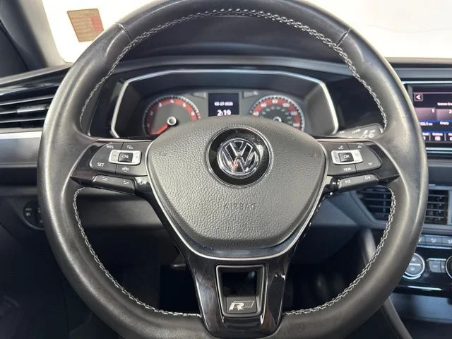 Used 2019 Deep Black Pearl Effect Volkswagen R-Line image 19