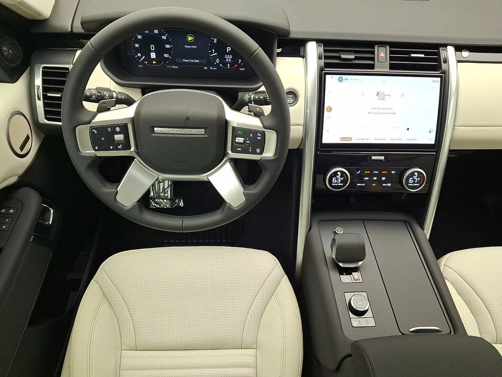 New 2026 Eiger Grey Land Rover S image 8