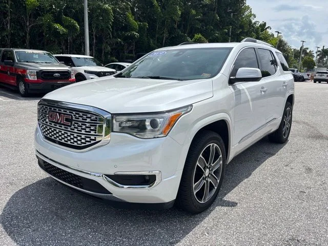 Used 2019 White GMC Denali image 5