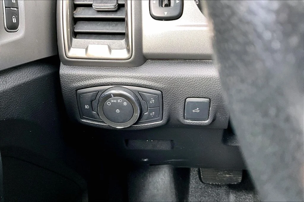 2021 Ford Ranger XLT - Photo 16