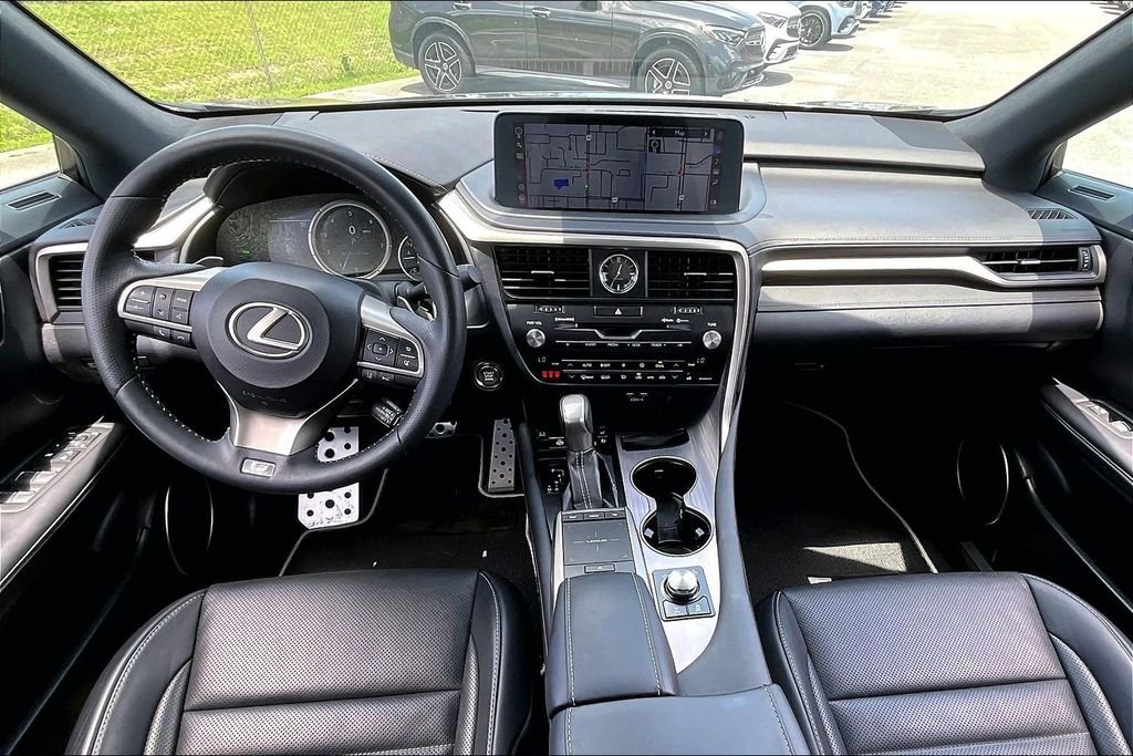 Used 2021  Lexus 350 F Sport Handling image 7